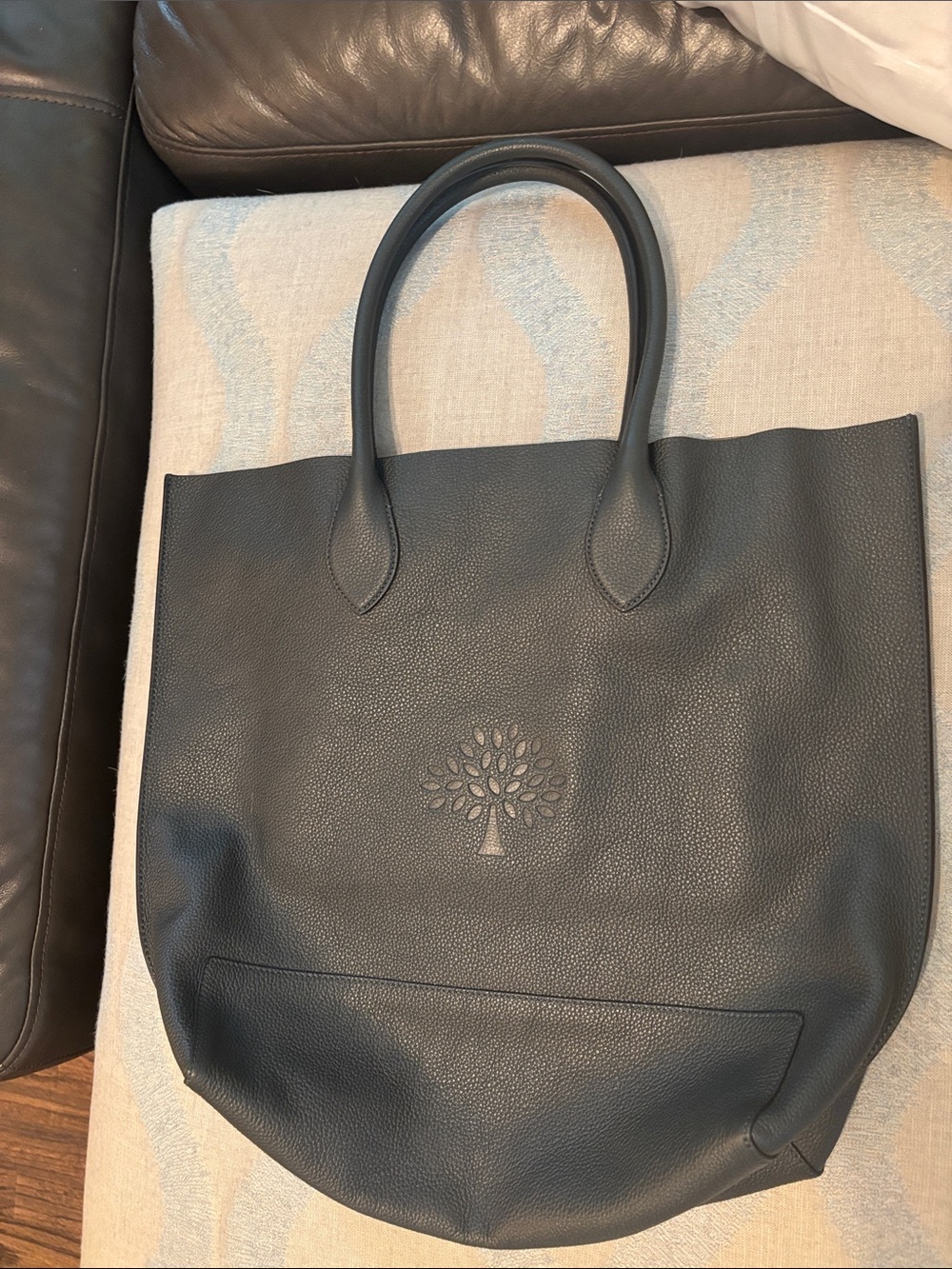 Mulberry Blossom classic grain graphite tote